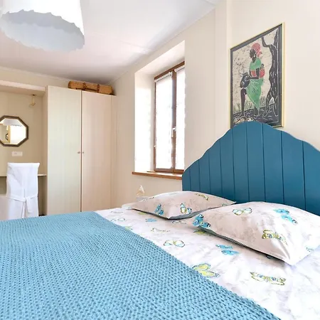 شقة De 3 Chambres A La Ville Avec Jardin Clos Et Wifi *